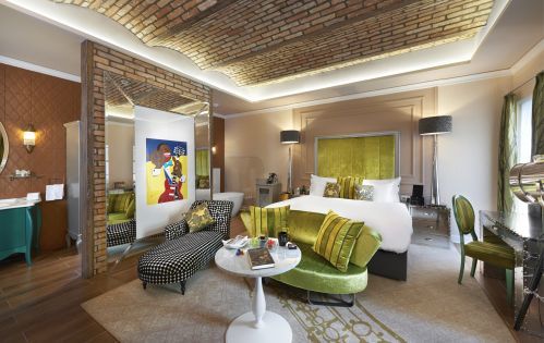 Aria Signature Room with one King Bed and Music Garden Balcony View, inspired by BB King, Jazz Wing